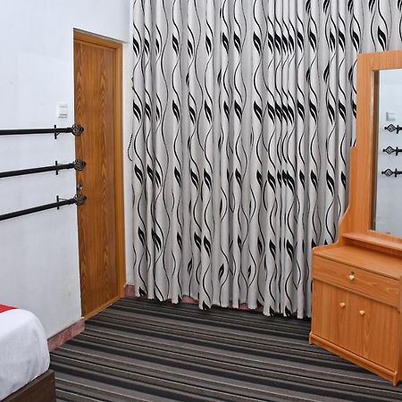 Roshan Guest House นูวาราเอลิยา ภายนอก รูปภาพ