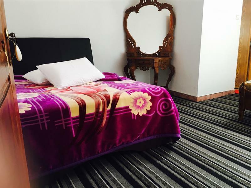 Roshan Guest House นูวาราเอลิยา ภายนอก รูปภาพ