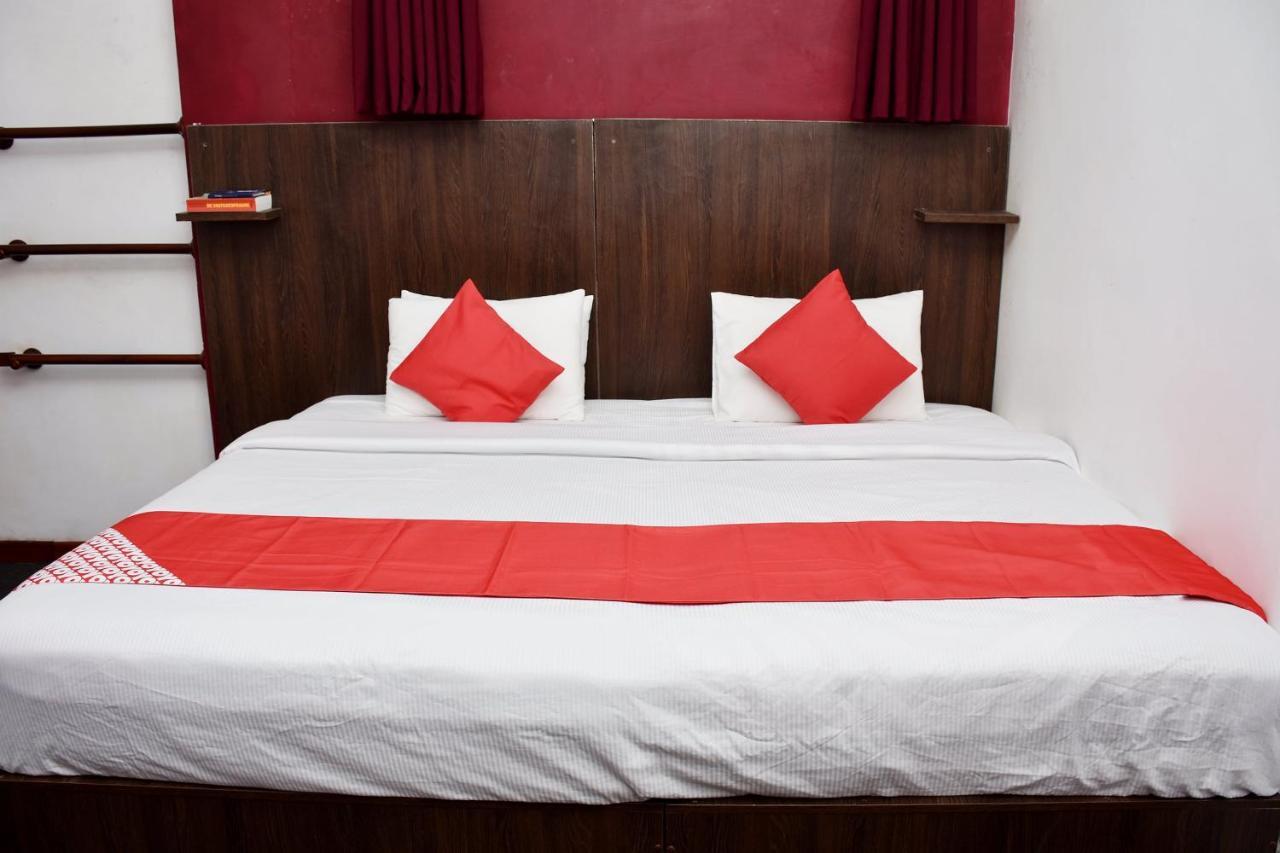 Roshan Guest House นูวาราเอลิยา ภายนอก รูปภาพ